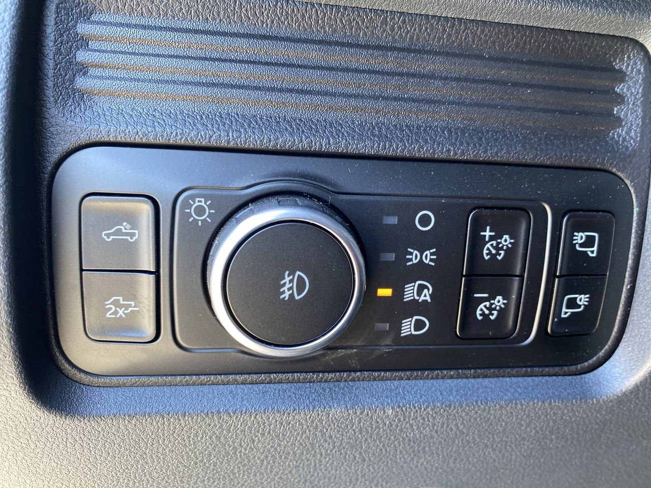 New 2026 Ford F250 Lariat w/ Black Appearance Package AWD/4WD image 30