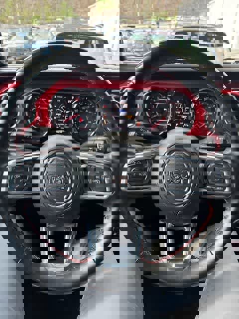 Used 2022 Jeep Wrangler Unlimited Rubicon AWD/4WD image 12