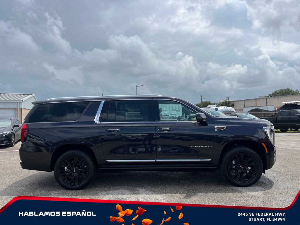 New 2026 GMC Yukon XL Denali w/ Denali Reserve Package AWD/4WD image 8