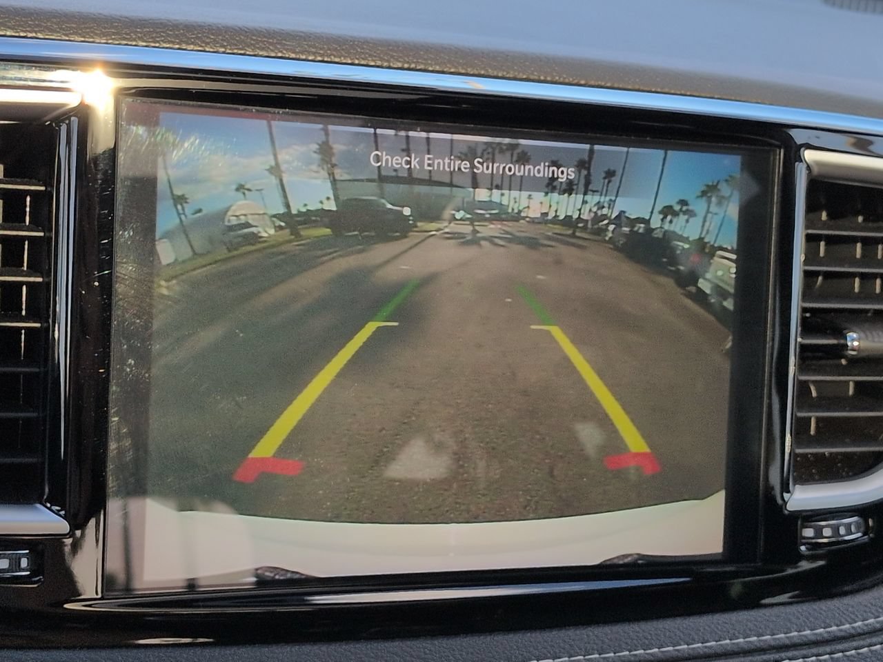 Certified 2026 Chrysler Pacifica Limited FWD image 19