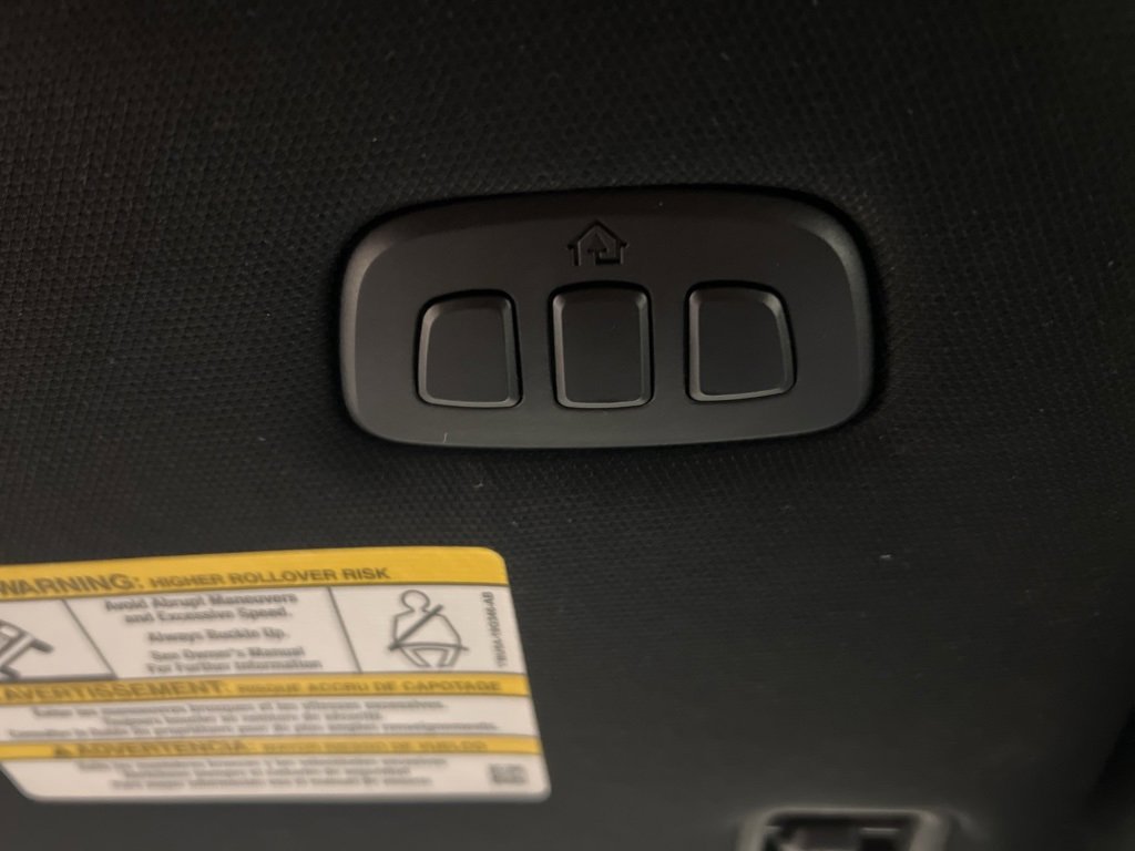 Used 2020 Lincoln Navigator L Reserve w/ Equipment Group 208A Reserve image 27