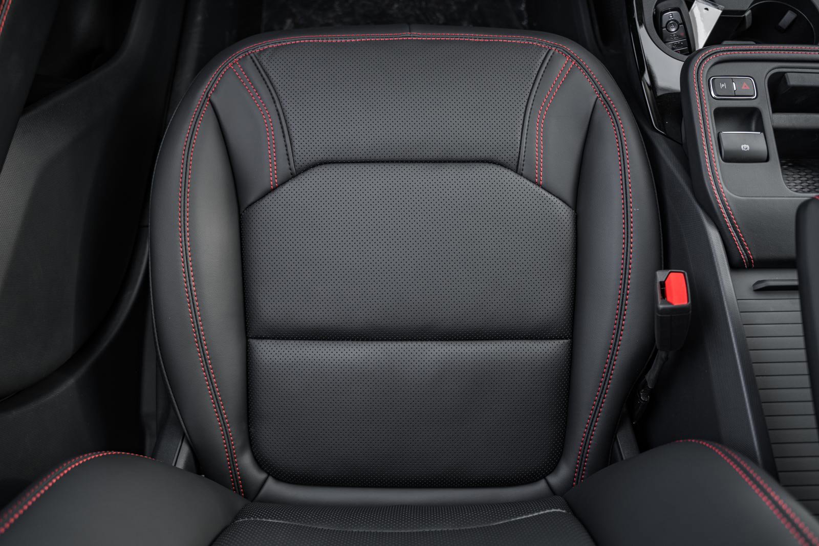 New 2025 Ford Mustang Mach-E Premium w/ Sport Appearance Package image 31