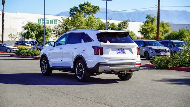 New 2026 Kia Sorento S w/ S Panoramic Sunroof Package FWD image 12