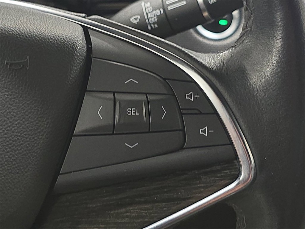 Used 2021 Cadillac XT5 Premium Luxury image 18