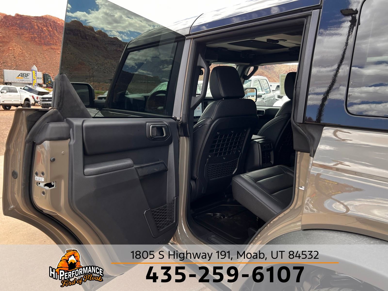 New 2026 Ford Bronco Badlands w/ Sasquatch Package AWD/4WD image 48