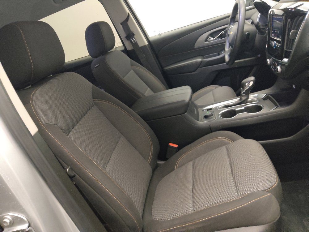Used 2021 Chevrolet Traverse LS FWD image 21