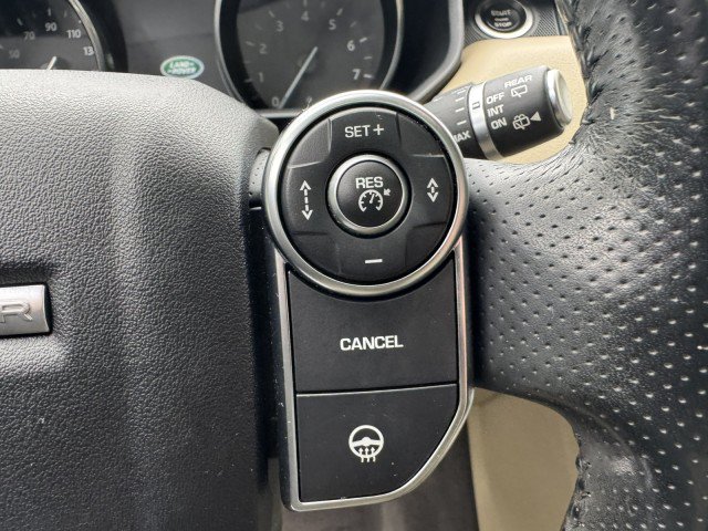 Used 2016 Land Rover Range Rover Sport HSE AWD/4WD image 25