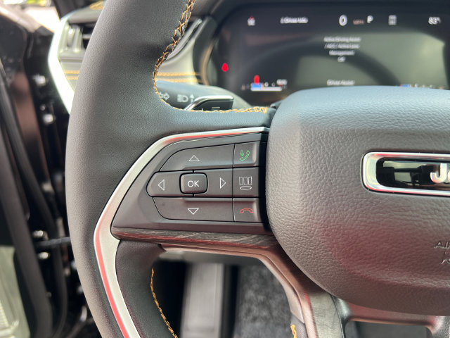 New 2026 Jeep Grand Cherokee Limited AWD/4WD image 16
