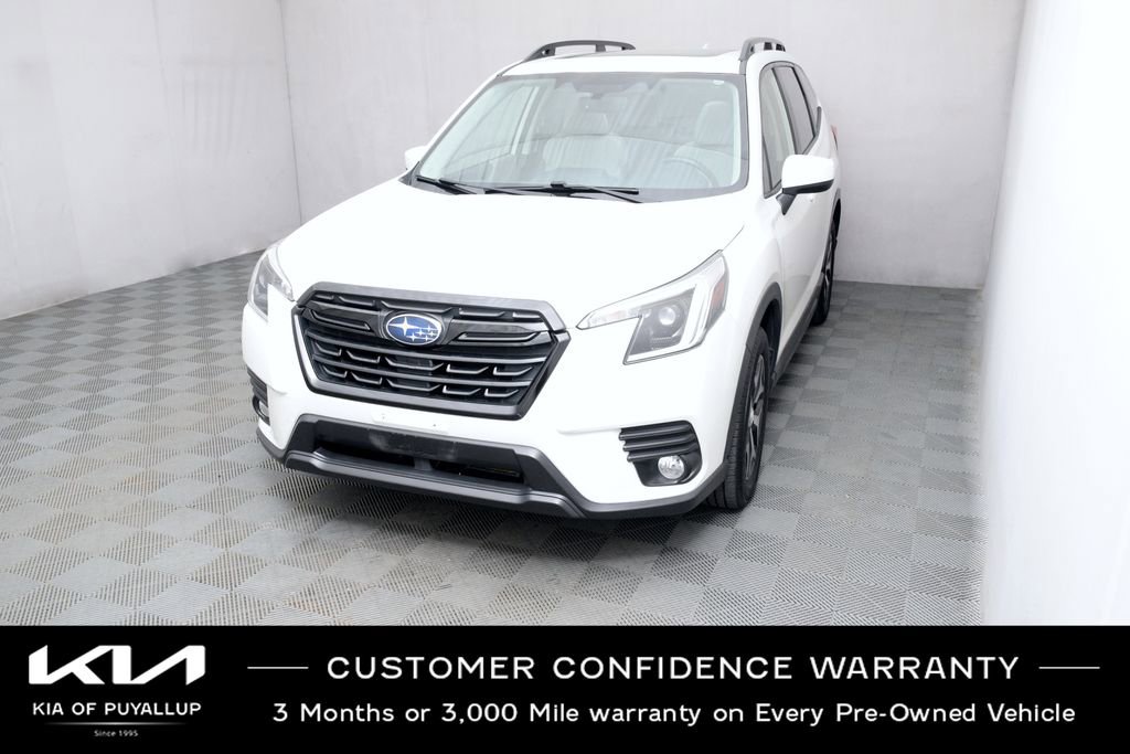 Used 2022 Subaru Forester Premium AWD/4WD image 1