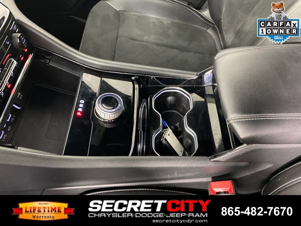 Used 2023 Jeep Grand Cherokee L Laredo AWD/4WD image 23