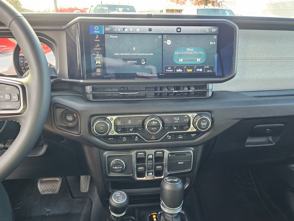 Used 2024 Jeep Wrangler Sport S image 22