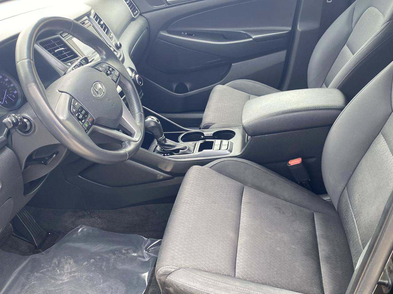 Used 2017 Hyundai Tucson Sport FWD image 14