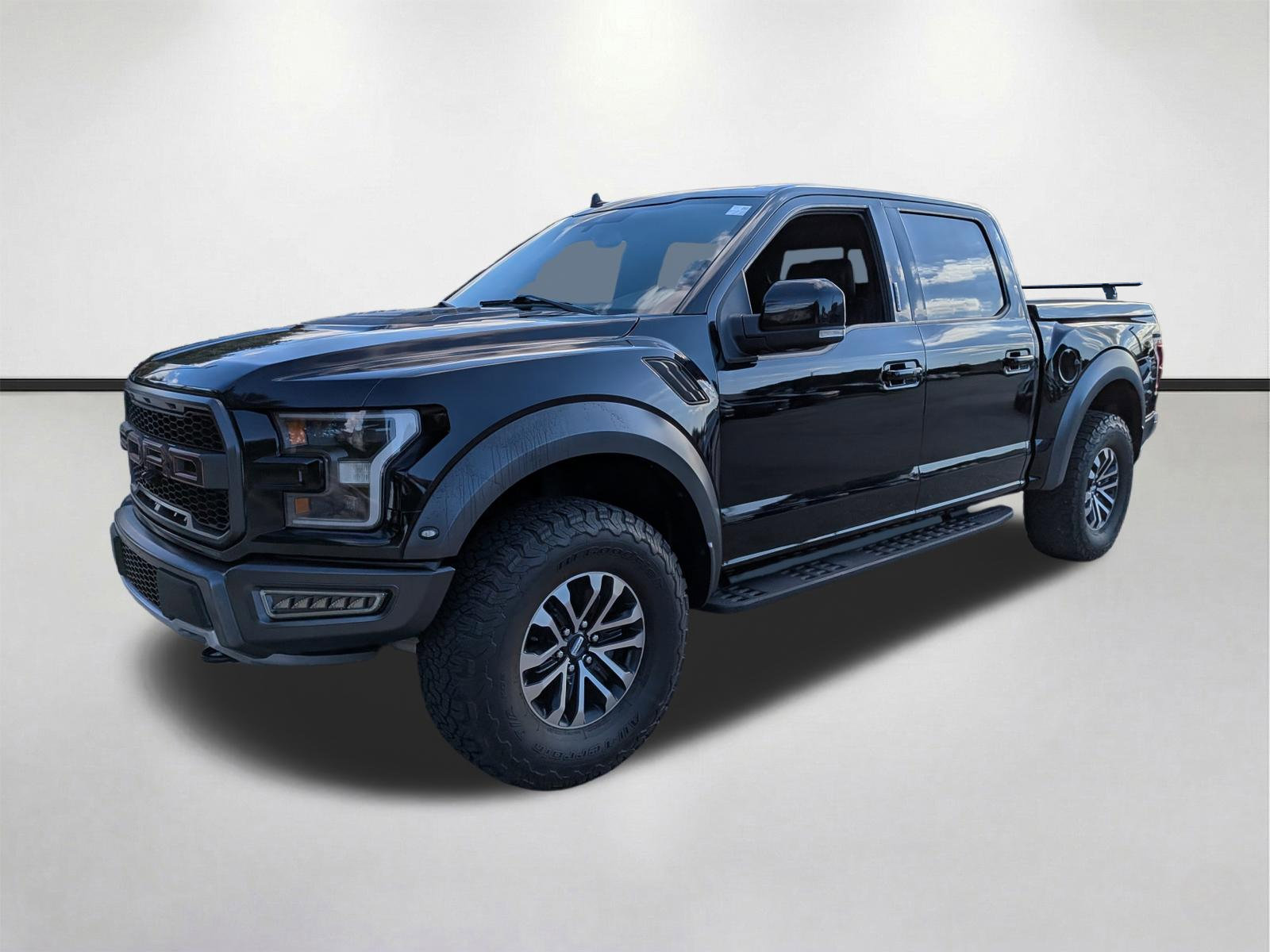 Used 2019 Ford F150 Raptor w/ Equipment Group 802A Luxury AWD/4WD image 8