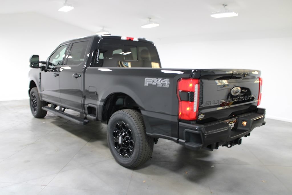 New 2026 Ford F250 Lariat w/ Black Appearance Package image 6