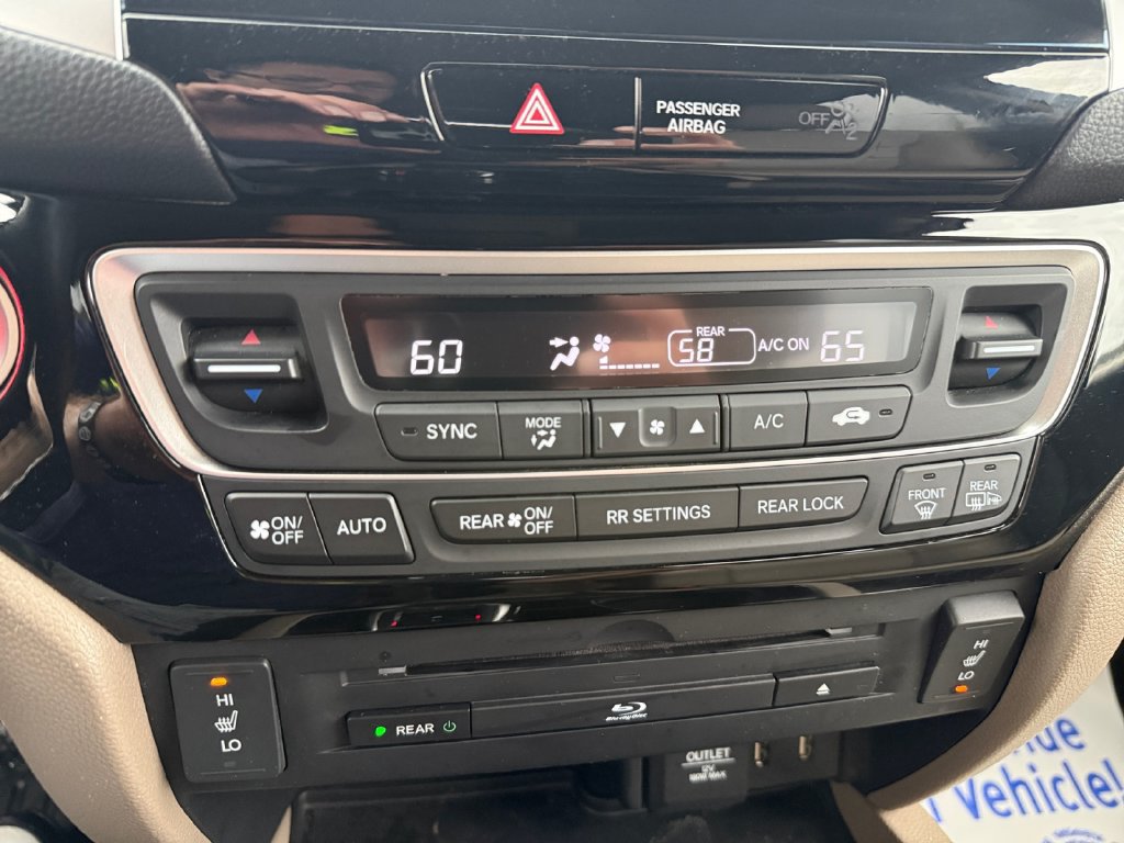 Used 2016 Honda Pilot Touring image 22