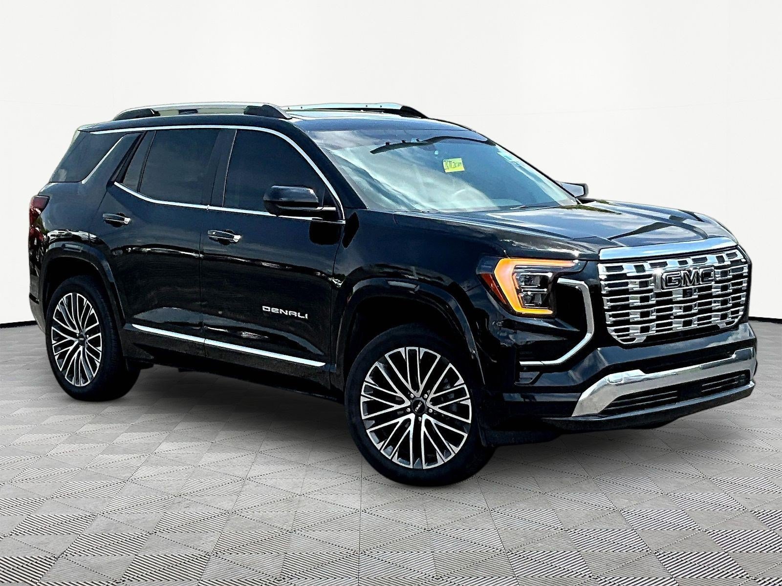 Used 2026 GMC Terrain Denali w/ LPO, Floor Liner Package AWD/4WD image 3
