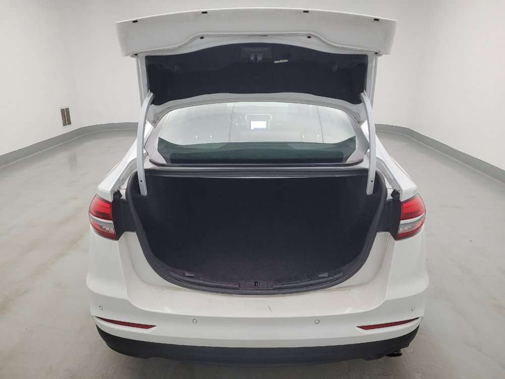 Used 2020 Ford Fusion SEL FWD image 29