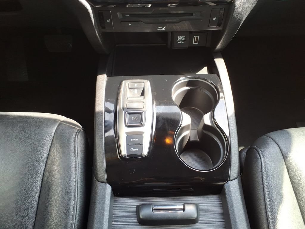 Used 2019 Honda Pilot Touring image 23