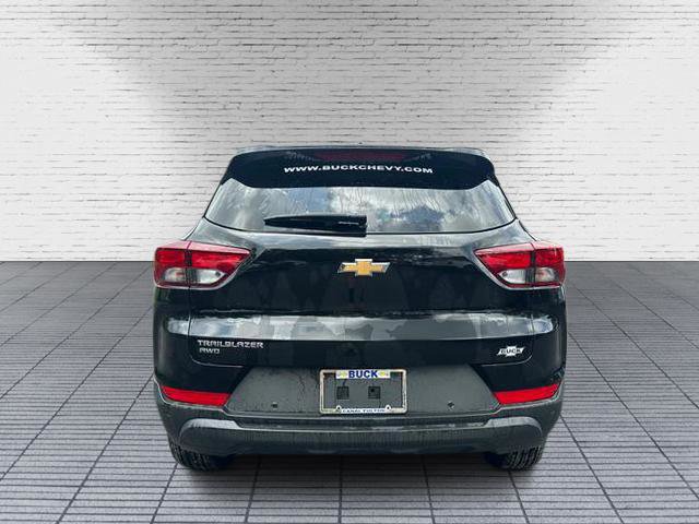 Used 2025 Chevrolet TrailBlazer LS w/ LS Convenience Package image 5