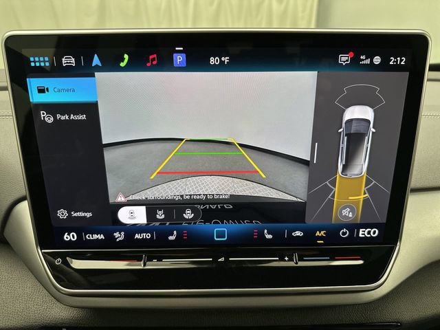 Certified 2025 Volkswagen ID.4 Pro AWD/4WD image 18