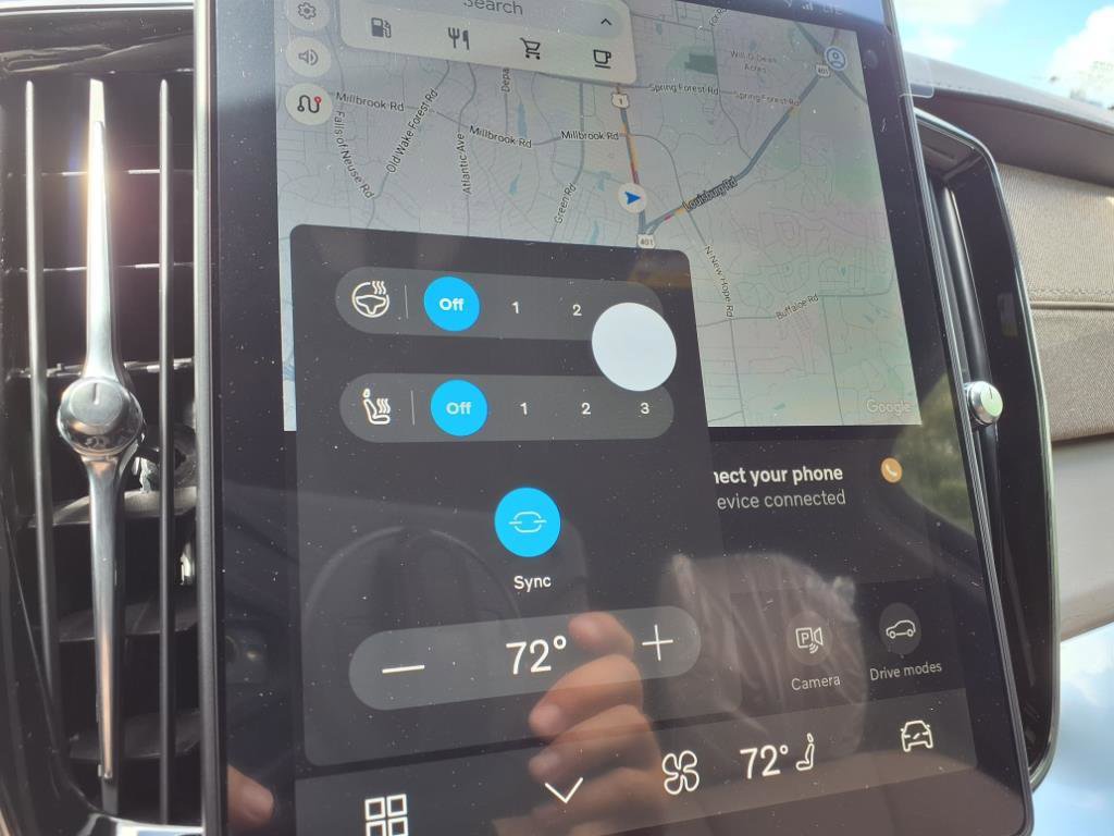 New 2025 Volvo XC90 B5 Plus w/ Protection Package Premier image 22