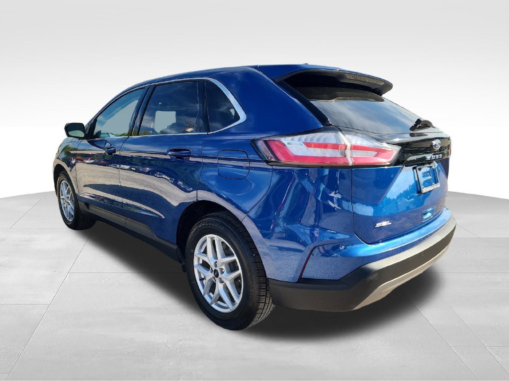 Used 2024 Ford Edge SEL AWD/4WD image 7