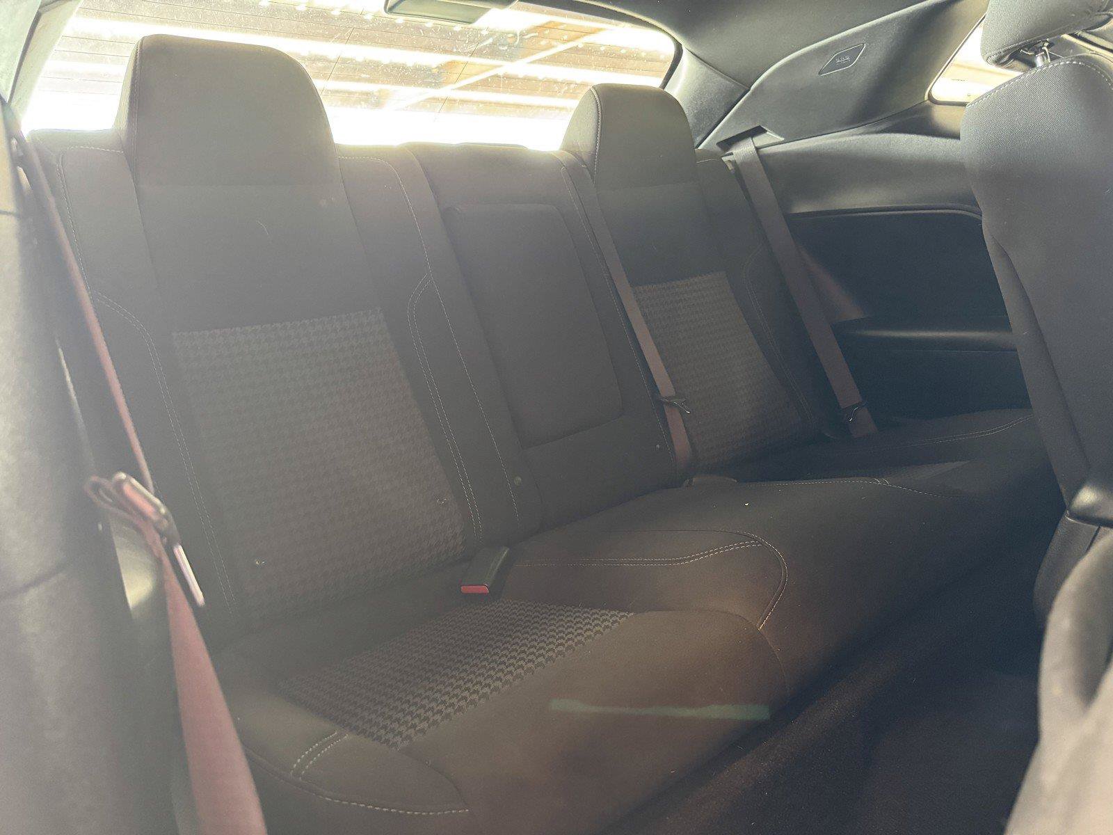 Used 2020 Dodge Challenger SXT RWD image 31