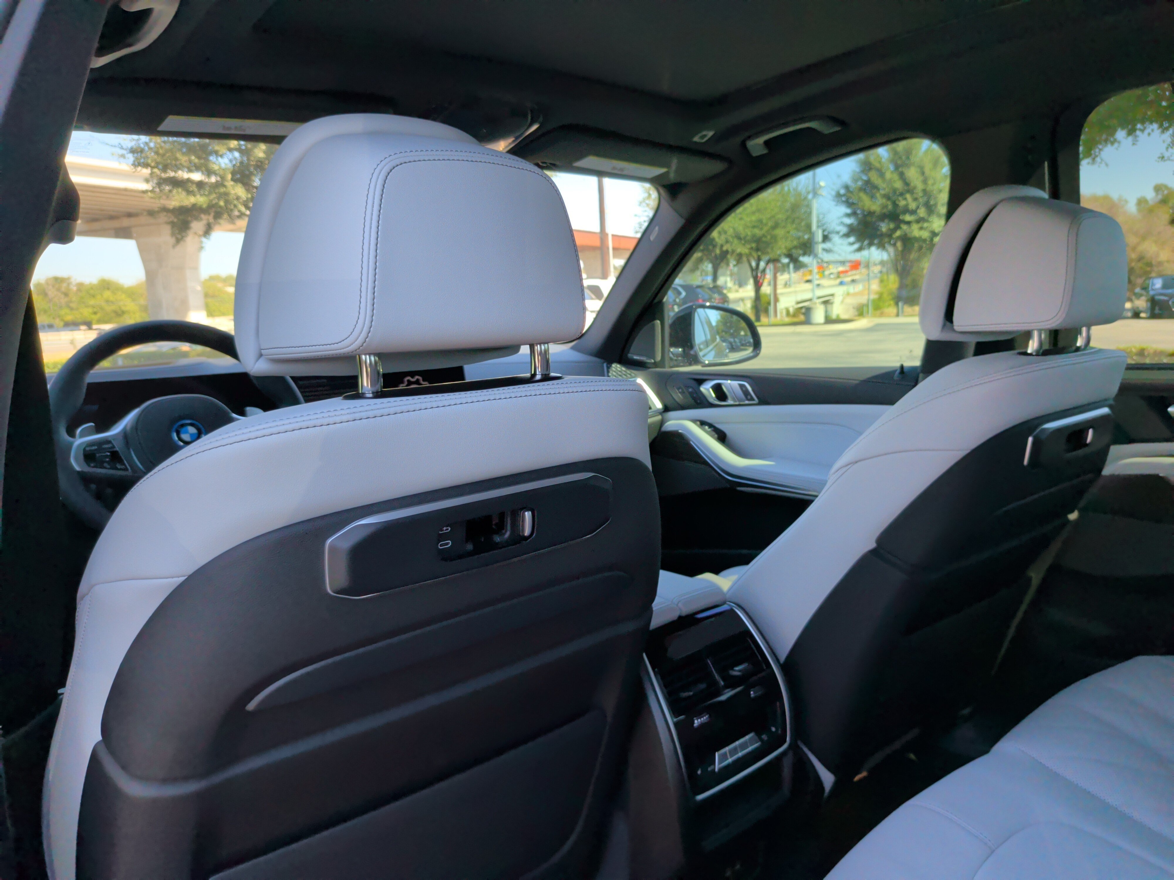 Used 2026 BMW X5 xDrive50e AWD/4WD image 34
