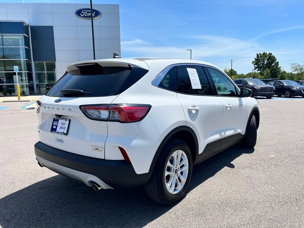 Used 2022 Ford Escape SE w/ Convenience Package FWD image 5