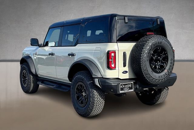 New 2025 Ford Bronco Badlands image 3