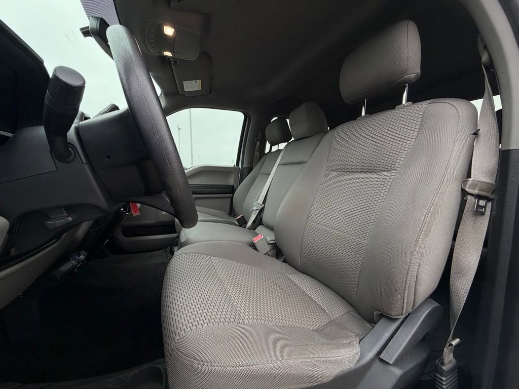 Used 2016 Ford F150 XLT image 6