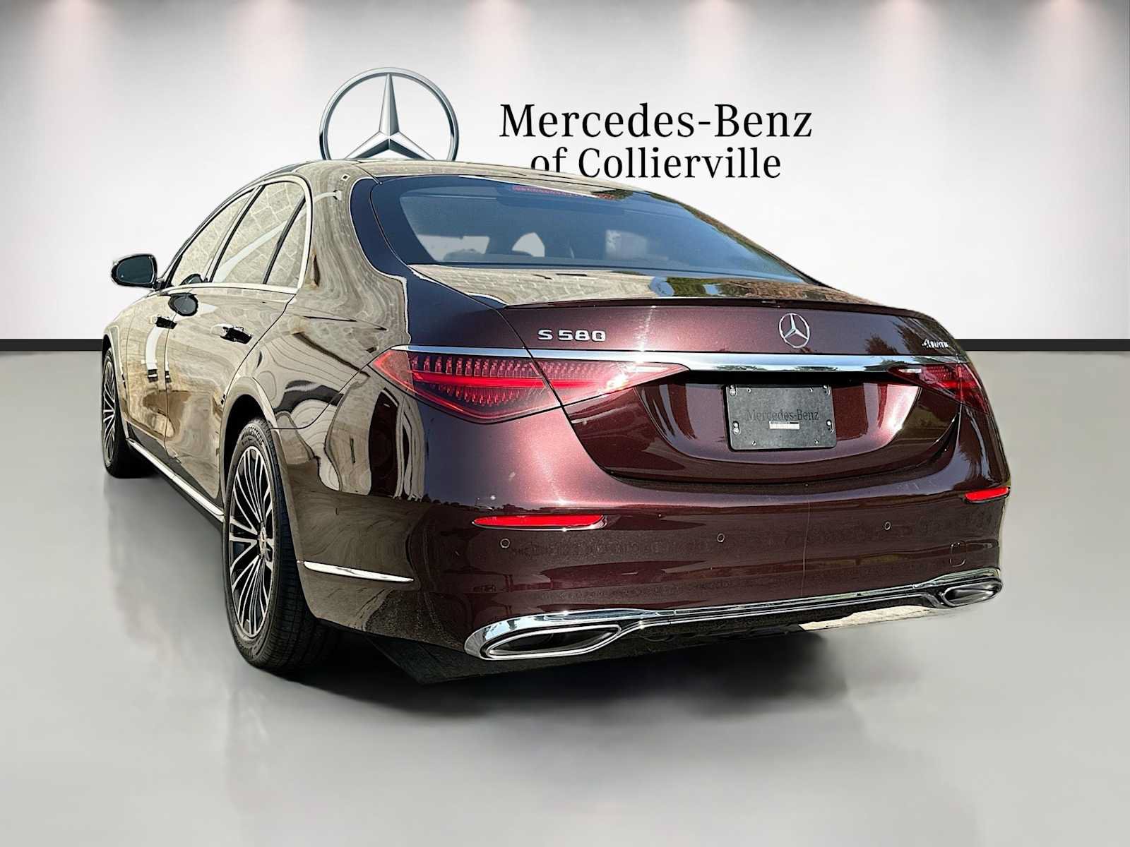 Certified 2022 Mercedes-Benz S 580 4MATIC Sedan w/ Rear Seat Package image 7