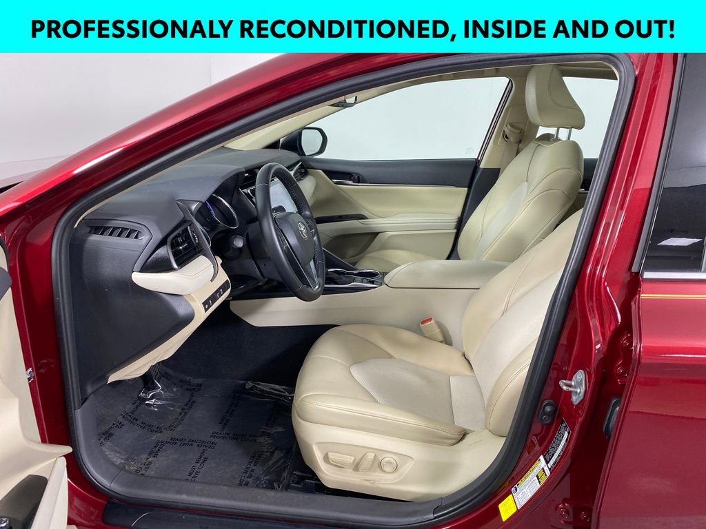 Certified 2020 Toyota Camry XLE image 7