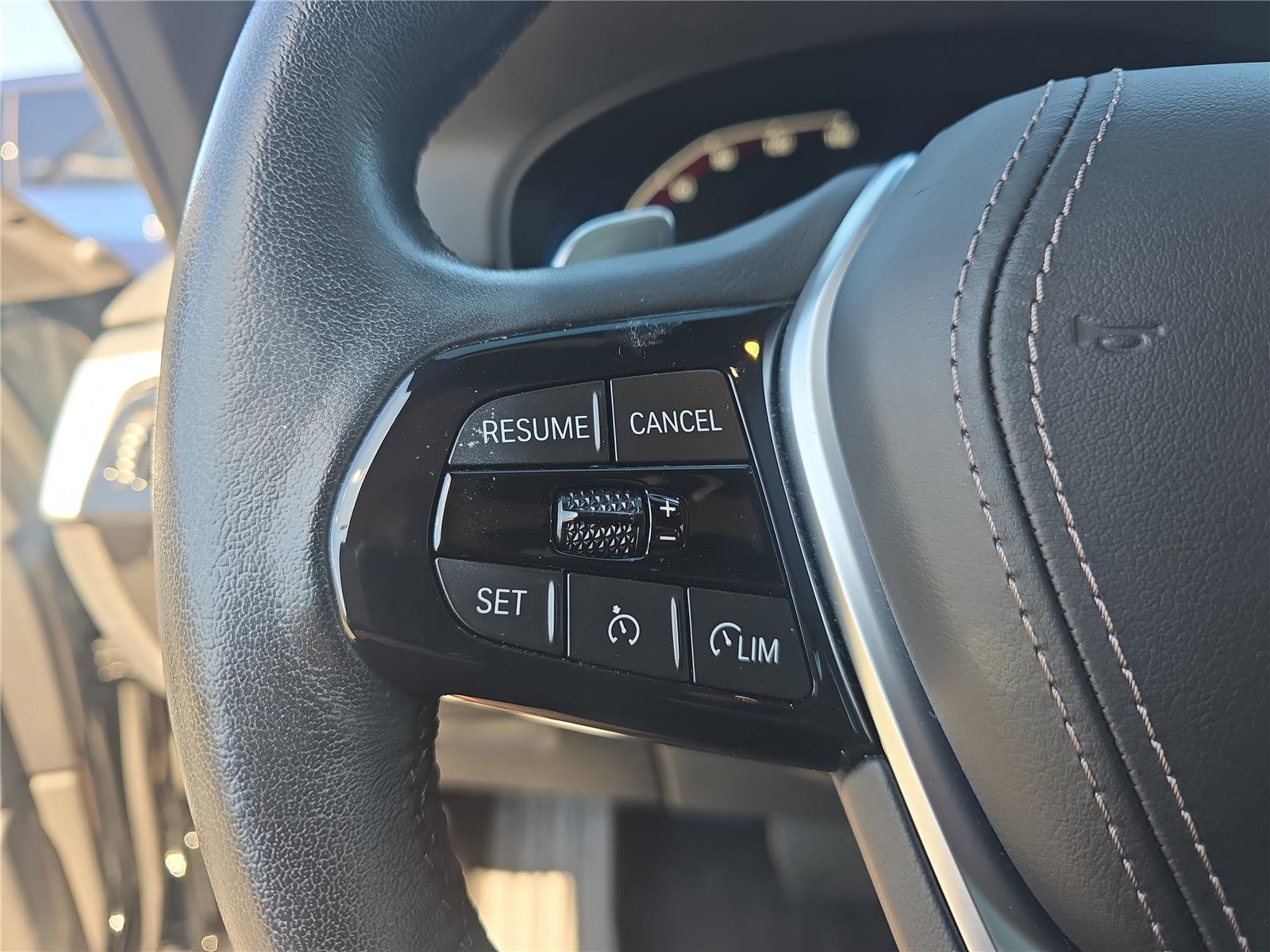 Certified 2023 BMW 530i w/ Executive Package image 22