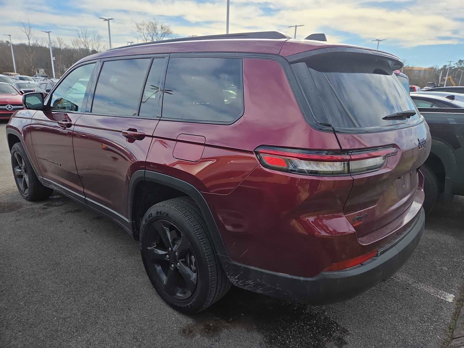 Used 2024 Jeep Grand Cherokee L Altitude image 6