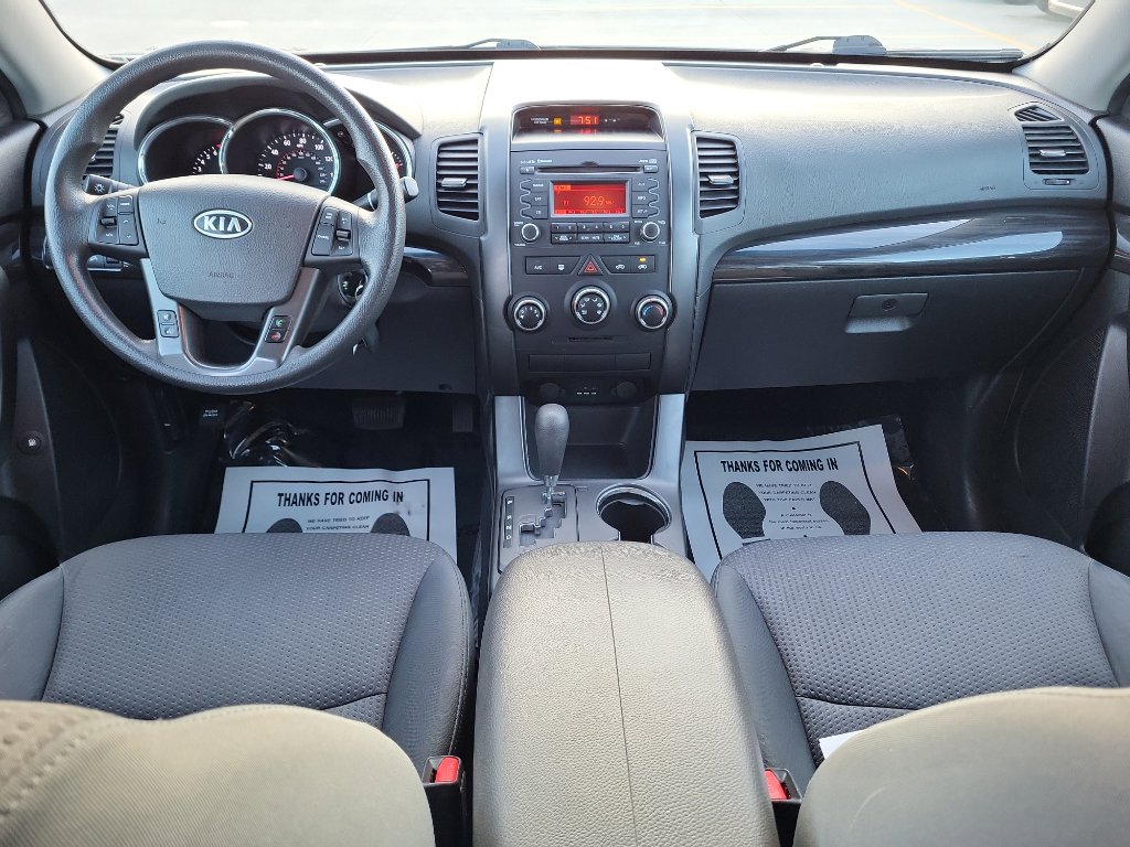 Used 2013 Kia Sorento LX image 13