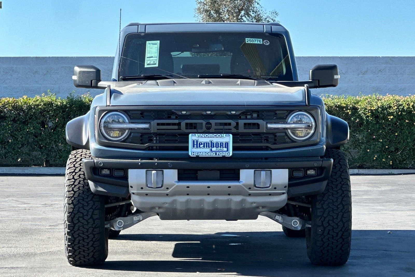 New 2025 Ford Bronco Raptor image 9