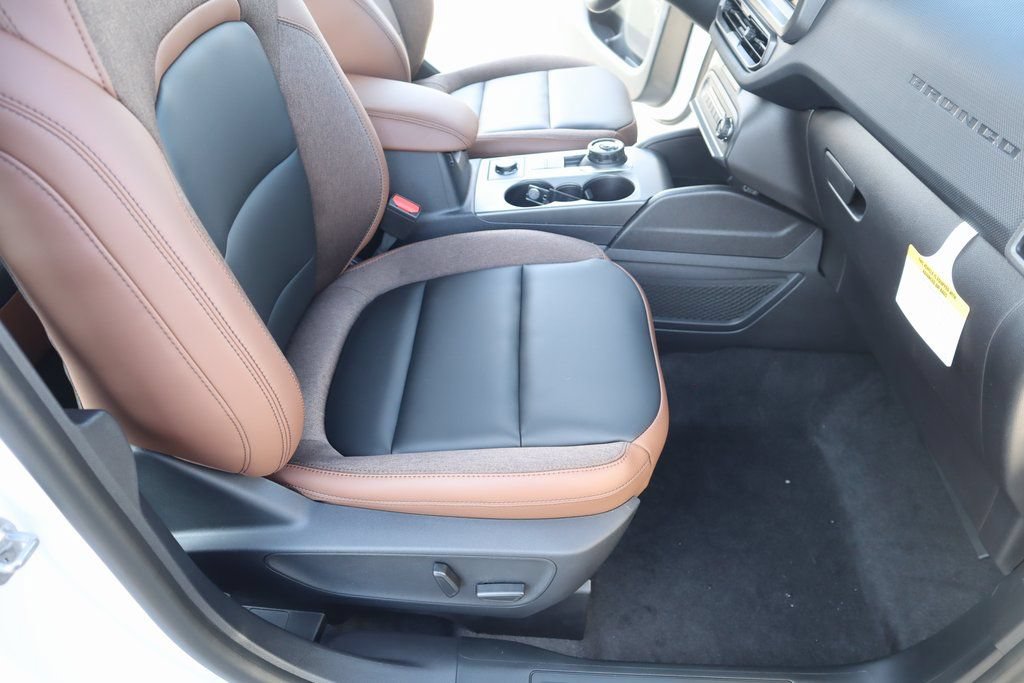 New 2025 Ford Bronco Sport Outer Banks w/ Outer Banks Tech Package+ AWD/4WD image 14