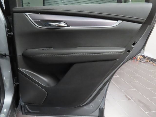 Certified 2024 Cadillac XT6 Luxury FWD image 11