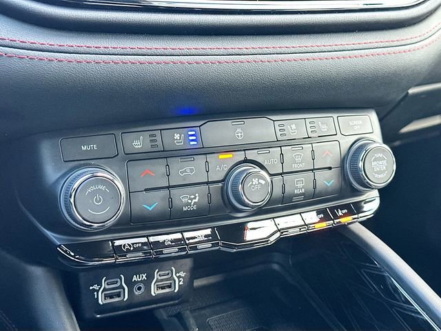 Used 2024 Dodge Durango Citadel image 16