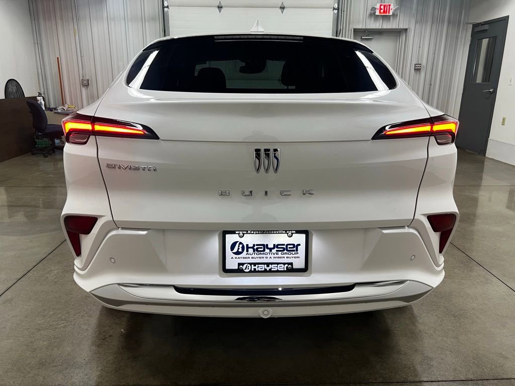 New 2026 Buick Envista Avenir image 4