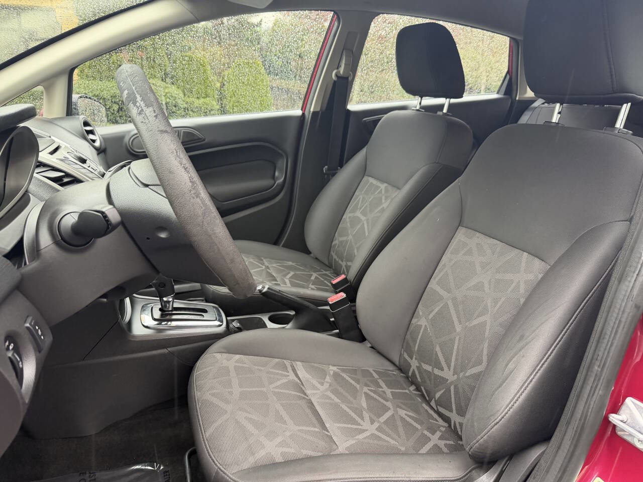 Used 2011 Ford Fiesta SE w/ 203A Rapid Spec Order Code image 10