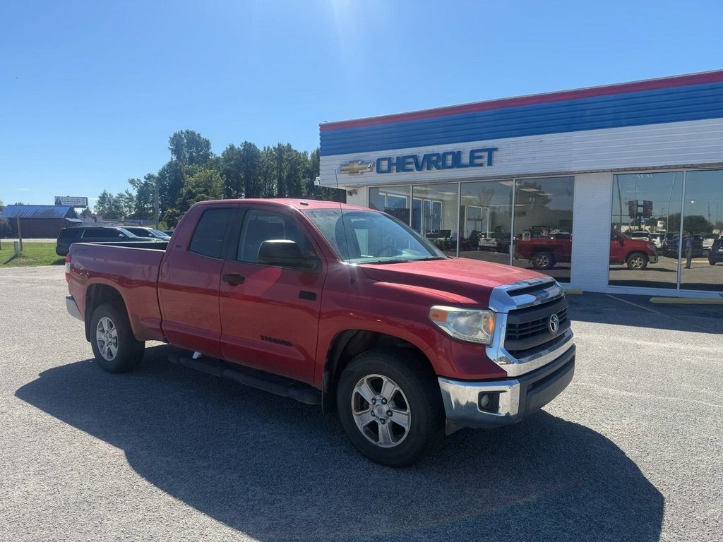 Used 2014 Toyota Tundra SR5 w/ SR5 Upgrade Package RWD image 2