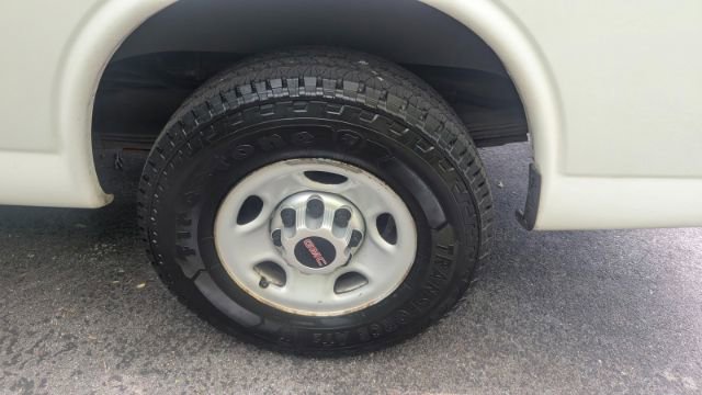 Used 2013 GMC Savana 3500 RWD image 10