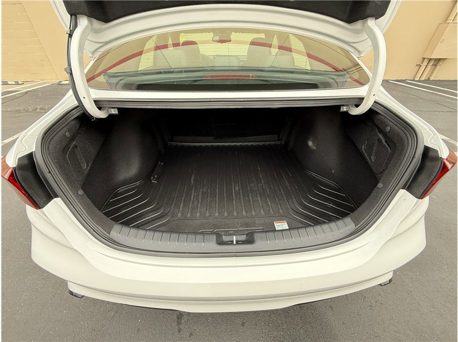 Used 2024 Kia Forte GT-Line w/ GT-Line Premium Package image 24