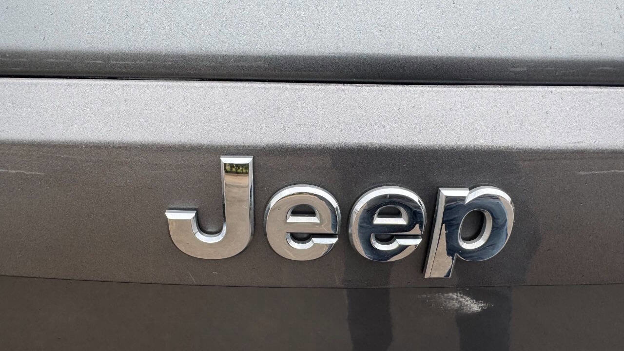 Used 2012 Jeep Patriot Latitude w/ Sun/Sound Group image 24