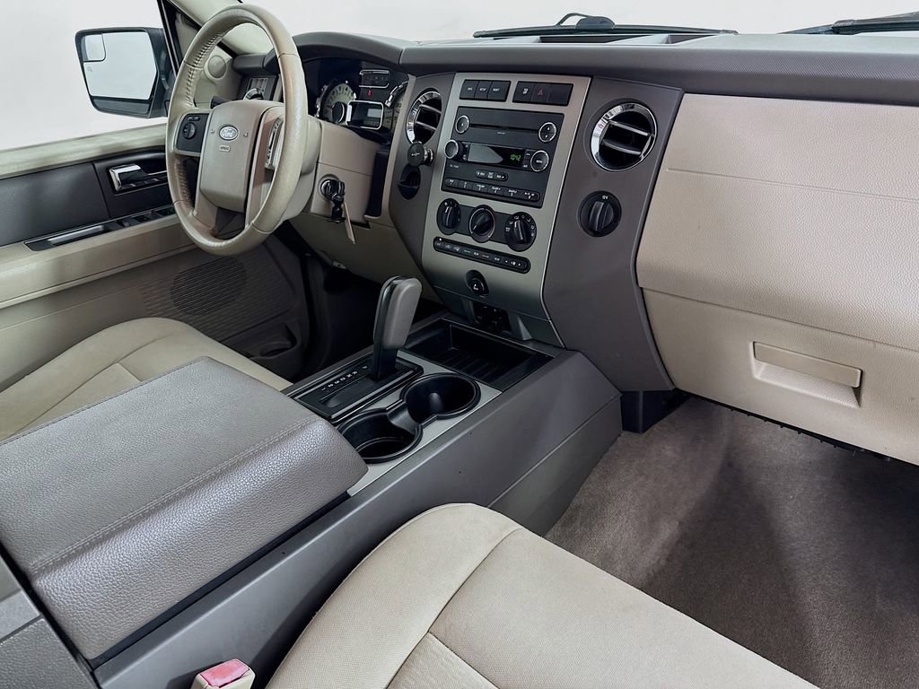 Used 2013 Ford Expedition XLT w/ HD Trailer Tow Pkg RWD image 34