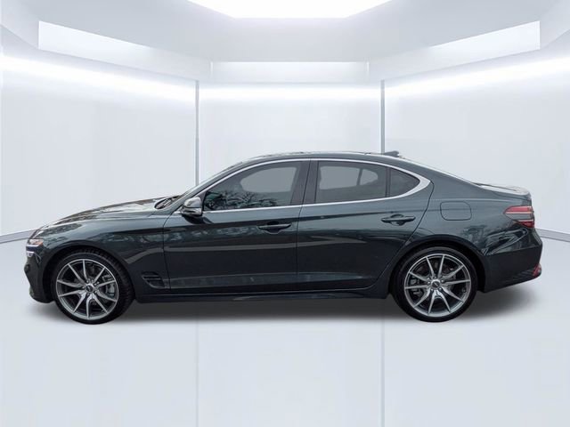 Used 2023 Genesis G70 3.3T image 7