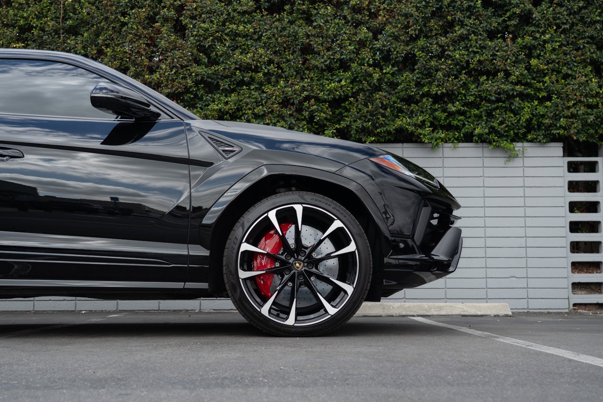 Used 2024 Lamborghini Urus S image 8