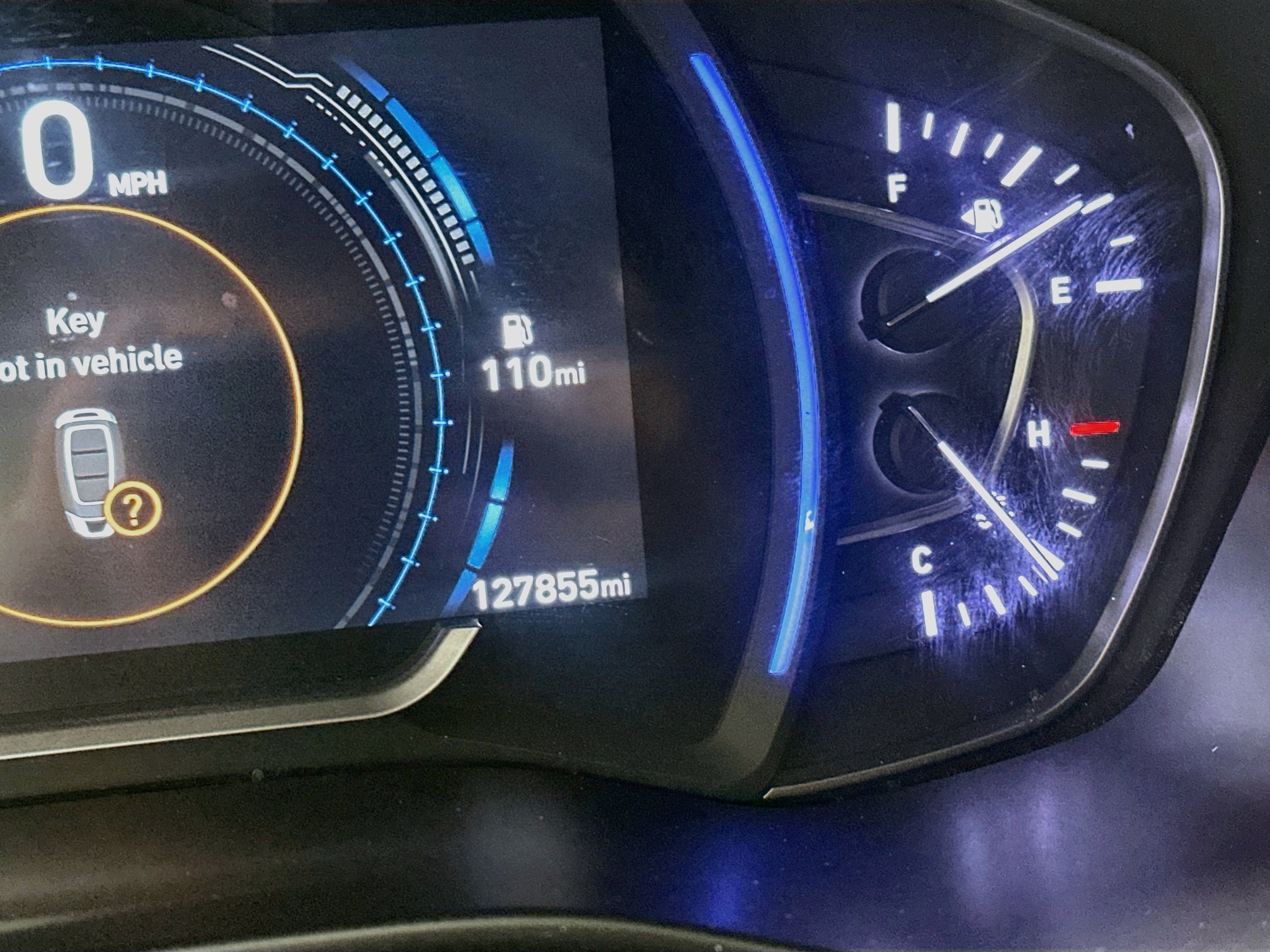 Used 2019 Hyundai Santa Fe Limited w/ Cargo Package FWD image 19